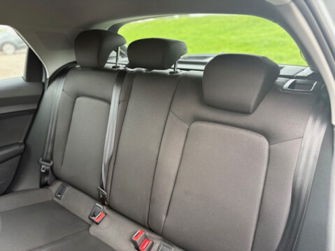 Audi A1 SPORTBACK TFSI TECHNIK 10