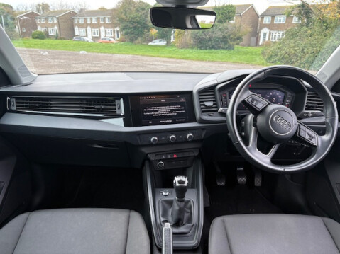 Audi A1 SPORTBACK TFSI TECHNIK 11