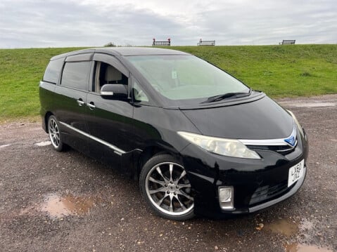 Toyota Estima HYBRID 1