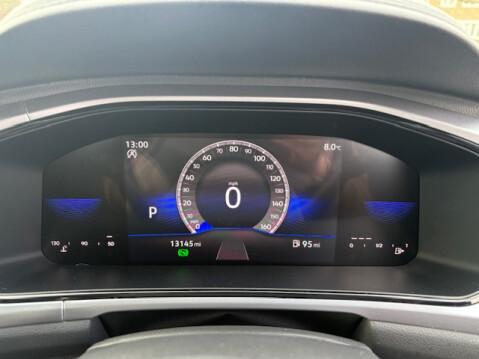 Volkswagen T-Roc LIFE TSI DSG 14