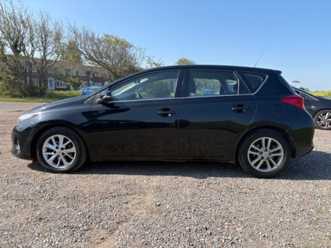 Toyota Auris ICON DUAL VVT-I 5