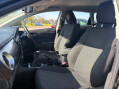 Toyota Auris ICON DUAL VVT-I 9