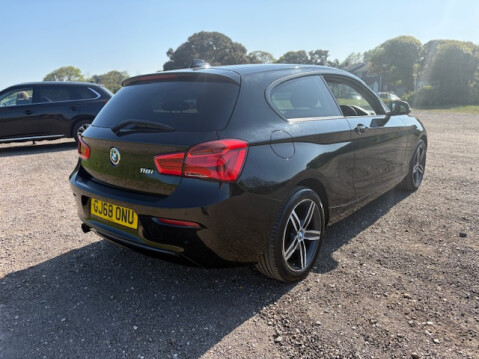 BMW 1 Series 118I SPORT 3
