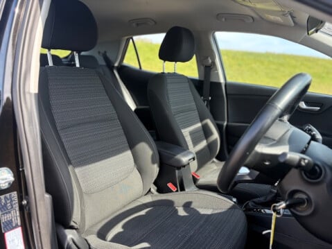 Kia Stonic 2 15