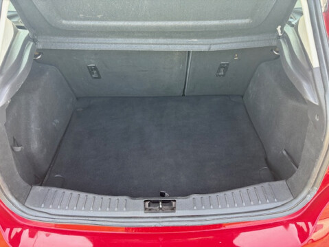Ford Focus TITANIUM 8