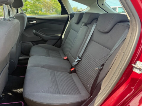 Ford Focus TITANIUM 9