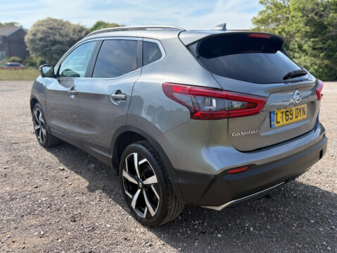 Nissan Qashqai DIG-T TEKNA DCT 4