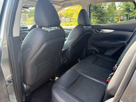 Nissan Qashqai DIG-T TEKNA DCT 10