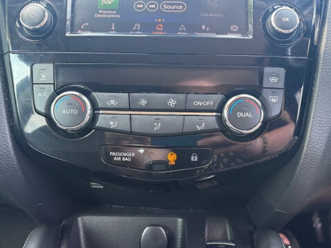 Nissan Qashqai DIG-T TEKNA DCT 21