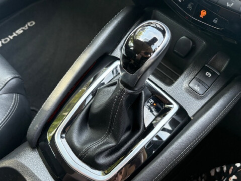 Nissan Qashqai DIG-T TEKNA DCT 22