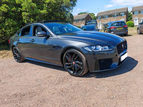 Jaguar XF V6 S 3