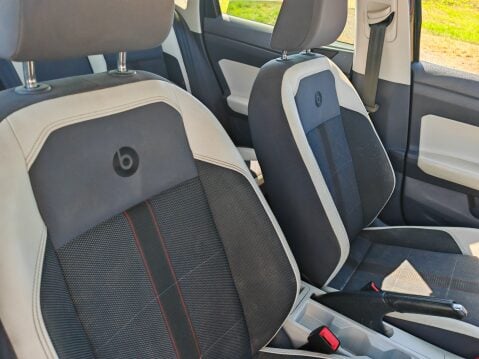 Volkswagen Polo BEATS TSI 10