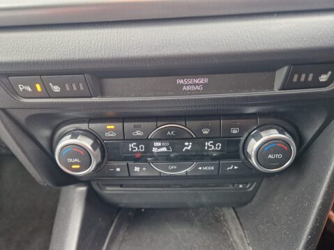 Mazda 3 D SPORT NAV 8