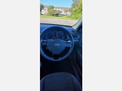 Vauxhall Astra DESIGN 6