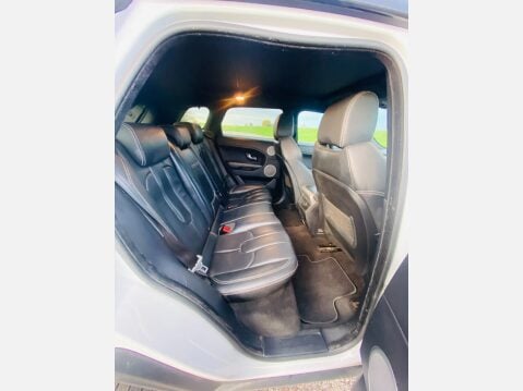 Land Rover Range Rover Evoque SD4 PRESTIGE 6