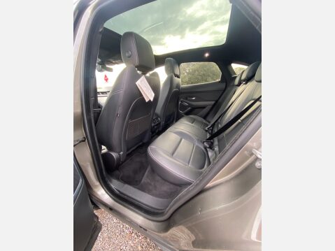 Jaguar E-Pace R-DYNAMIC SE 14