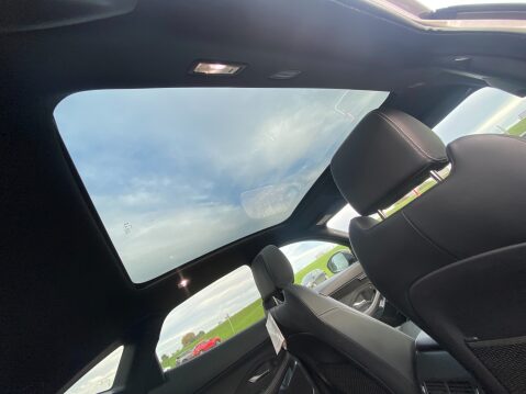 Jaguar E-Pace R-DYNAMIC SE 13