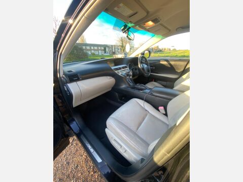 Lexus RX 450H SE-L PREMIER 9