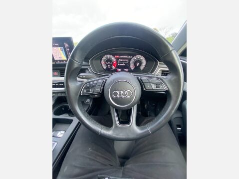 Audi A4 TDI TECHNIK MHEV 10