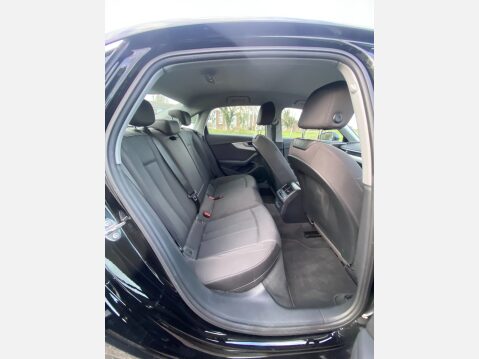 Audi A4 TDI TECHNIK MHEV 7