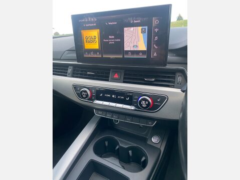 Audi A4 TDI TECHNIK MHEV 9