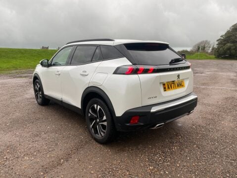 Peugeot 2008 PURETECH S/S ALLURE PREMIUM 5