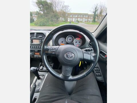 Toyota Rav 4 XT4 VVT-I 11