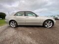 Lexus Is 200 SE 3