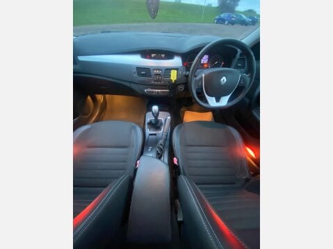 Renault Laguna DYNAMIQUE 16V 14