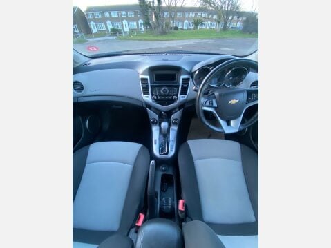 Chevrolet Cruze LT VCDI 18
