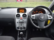 Vauxhall Corsa 1.2 ENERGY AC 5d 83 BHP 3