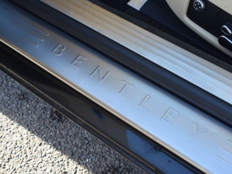 Bentley Continental 6.0 GTC 2d 550 BHP 40