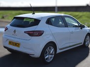 Renault Clio 1.0 PLAY TCE 5d 100 BHP 11