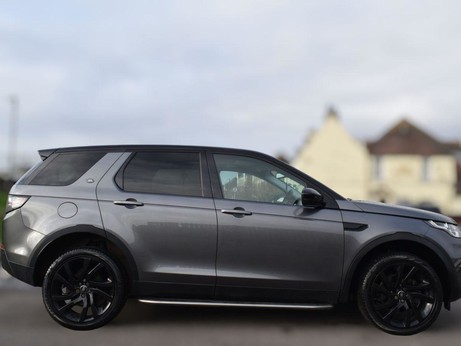 Land Rover Discovery Sport 2.0 TD4 HSE BLACK 5d 180 BHP 1