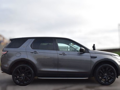 Land Rover Discovery Sport 2.0 TD4 HSE BLACK 5d 180 BHP 20