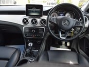 Mercedes-Benz GLA Class GLA 200 D SPORT EXECUTIVE 2