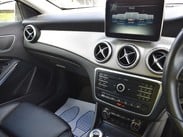 Mercedes-Benz GLA Class GLA 200 D SPORT EXECUTIVE 36