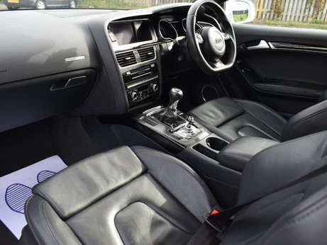 Audi A5 TFSI QUATTRO BLACK EDITION 20