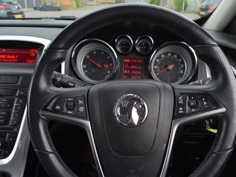 Vauxhall Astra GTC SRI CDTI S/S 29