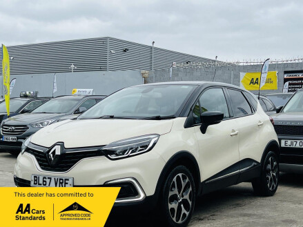 Renault Captur SIGNATURE X NAV TCE