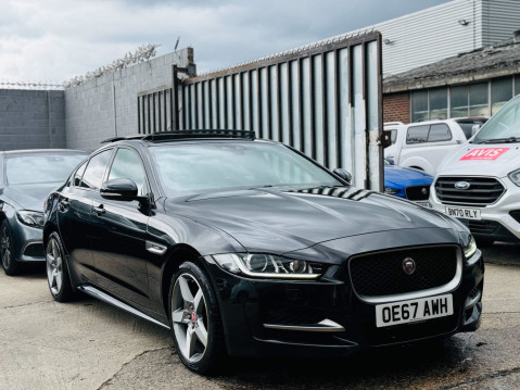 Jaguar XE D R-SPORT AWD 8