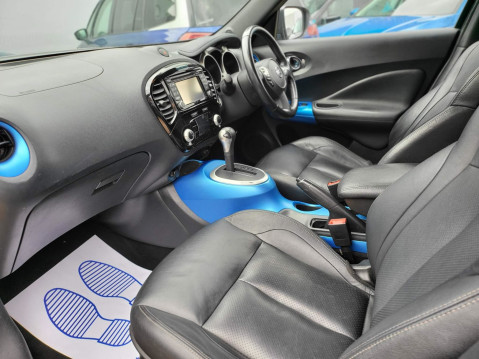 Nissan Juke TEKNA XTRONIC 2