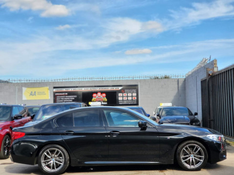 BMW 5 Series 520D M SPORT 11