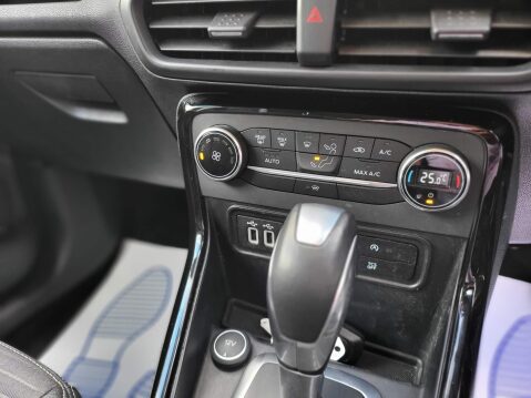Ford Ecosport TITANIUM 12