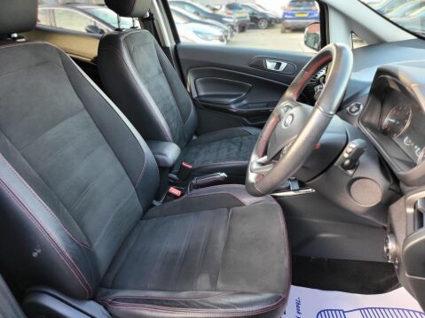 Ford Ecosport ST-LINE 14