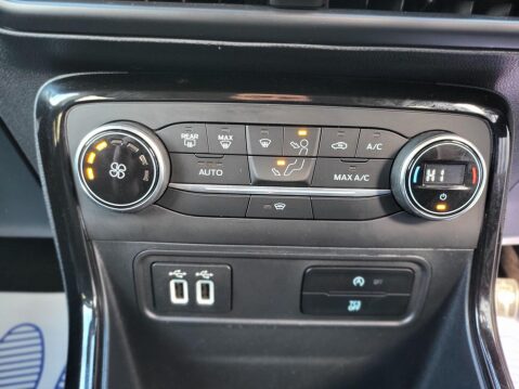 Ford Ecosport ST-LINE 28