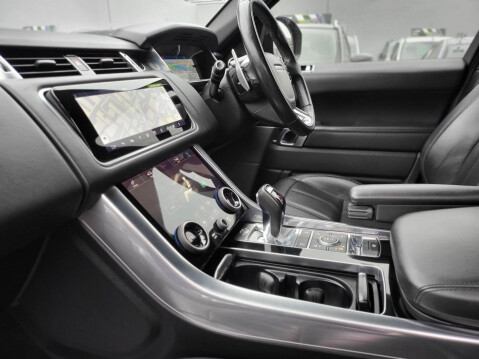 Land Rover Range Rover Sport SDV6 HSE DYNAMIC 12