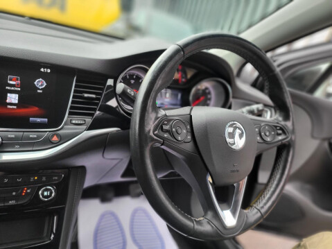 Vauxhall Astra ELITE NAV S/S 27