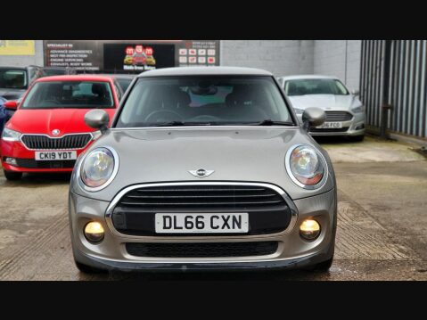 Mini Hatch ONE 3