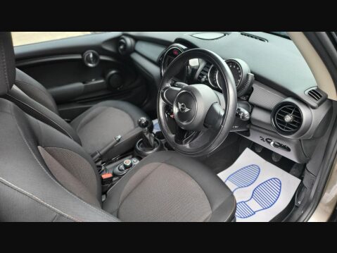Mini Hatch ONE 14